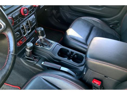 Used 2020 Jeep Wrangler Unlimited Rubicon image 16