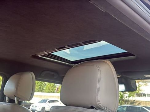 Used 2021 Mercedes-Benz G 550 image 14
