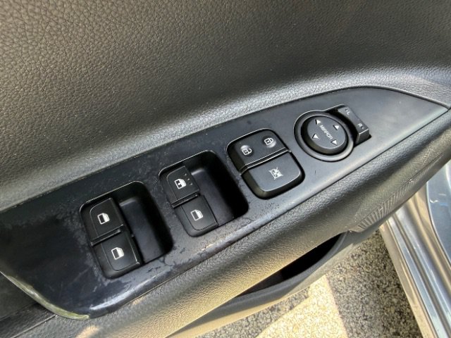 Used 2019 Kia Rio S FWD image 23