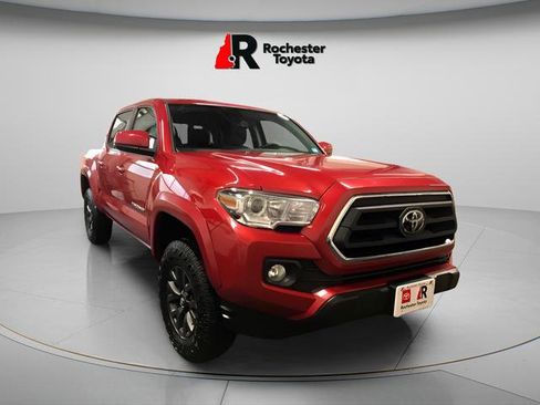 Certified 2023 Toyota Tacoma SR5 AWD/4WD image 2