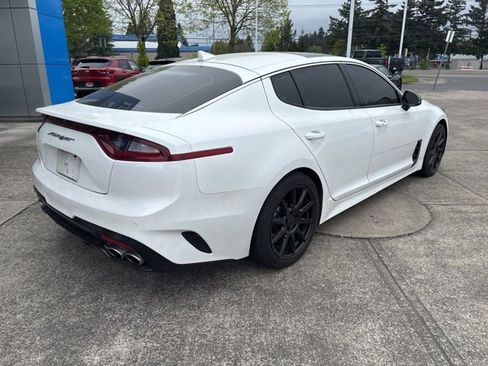 Used 2018 Kia Stinger GT2 AWD/4WD image 8