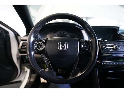 Used 2016 Honda Accord Sport image 18