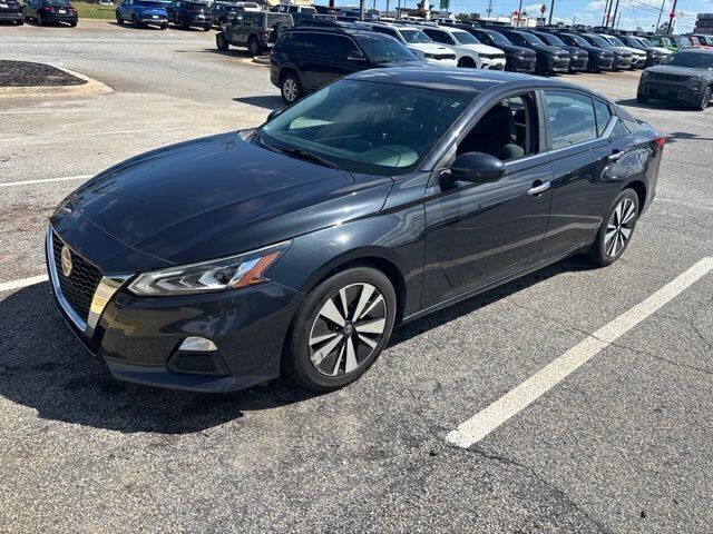 Used 2022 Nissan Altima 2.5 SV FWD image 3