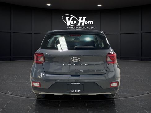 New 2026 Hyundai Venue SE FWD image 6
