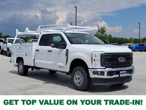 New 2025 Ford F250 XL w/ XL Chrome Package image 1