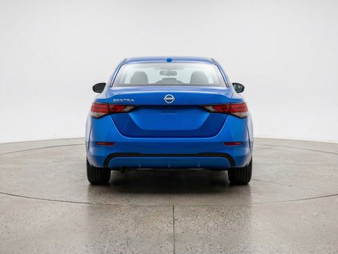 Used 2025 Nissan Sentra SV image 7