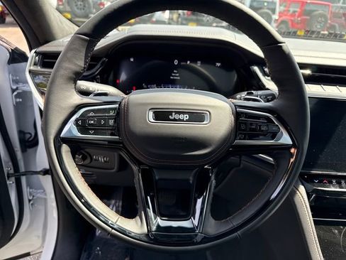 New 2026 Jeep Grand Cherokee Summit AWD/4WD image 18
