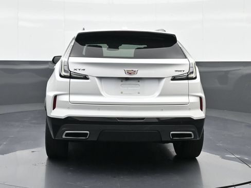 Certified 2024 Cadillac XT4 Sport w/ Cold Weather Package FWD image 7