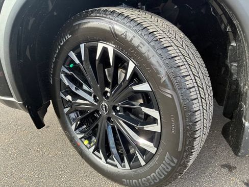 New 2026 Nissan Rogue Dark Armor FWD image 10