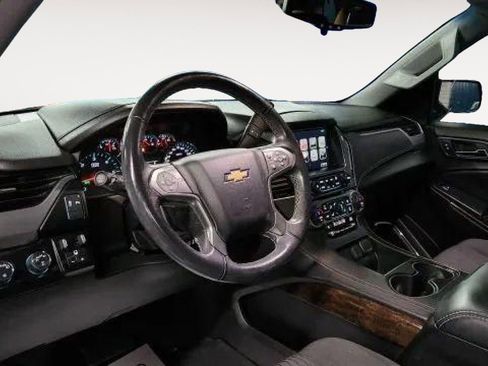 Used 2019 Chevrolet Tahoe LS w/ Max Trailering Package AWD/4WD image 7