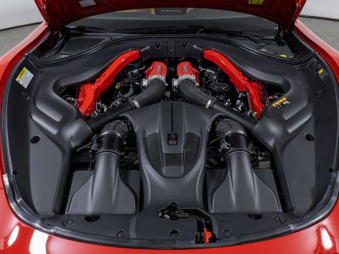 Certified 2023 Ferrari Roma image 36