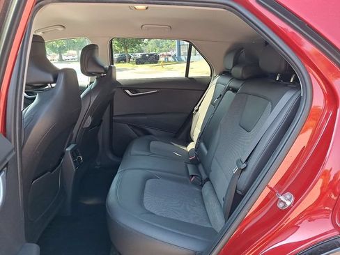 Used 2023 Kia Niro Wind FWD image 12