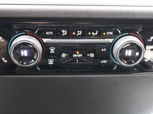 Certified 2025 Chevrolet Silverado 2500 LT image 21