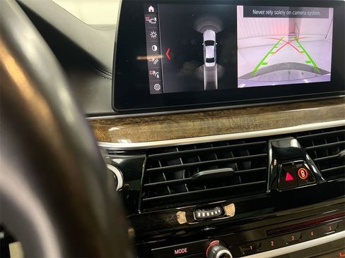 Used 2019 BMW 540i xDrive image 15