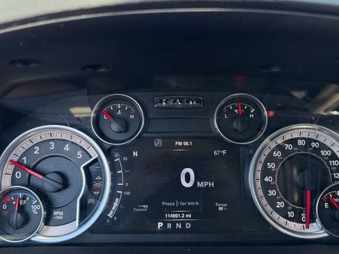 Used 2016 RAM 2500 Laramie w/ Convenience Group AWD/4WD image 16