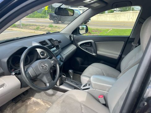 Used 2010 Toyota RAV4 4WD image 8