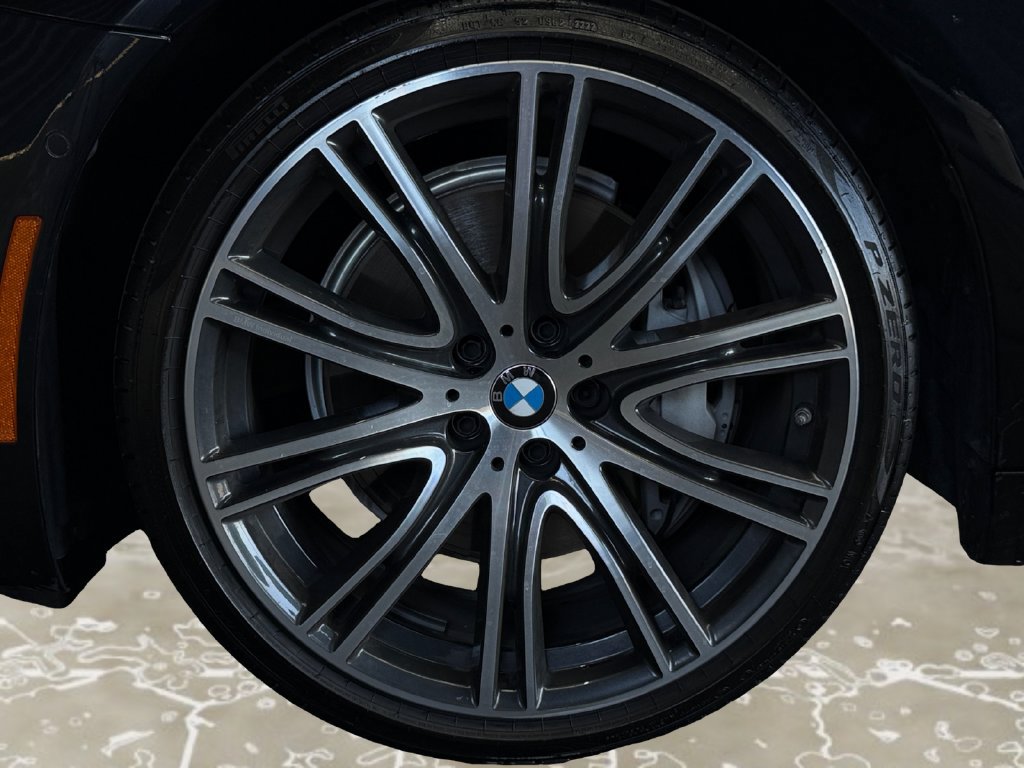 Used 2020 BMW 540i w/ M Sport Package RWD image 14