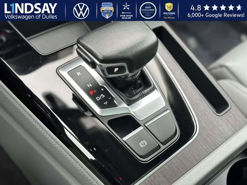 Used 2023 Audi Q5 e Premium Plus w/ Premium Plus Package image 18