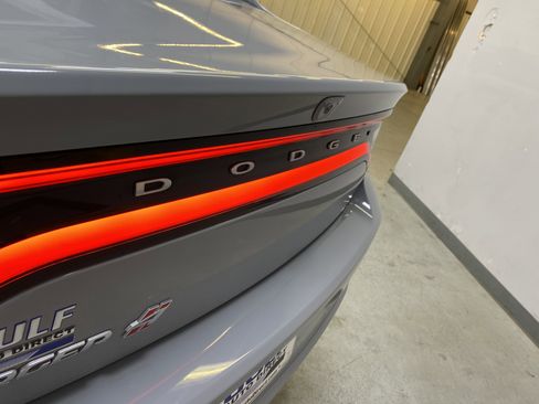 Used 2022 Dodge Charger SXT image 15