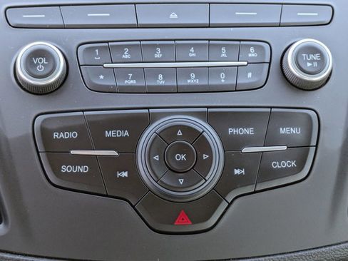 Used 2018 Ford Escape S image 9