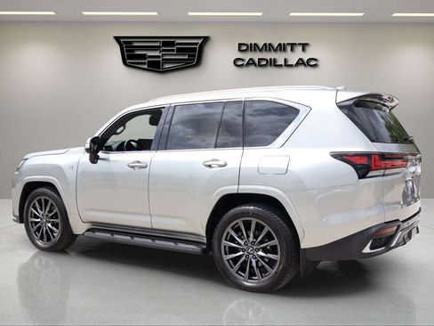 Used 2024 Lexus LX 600 F Sport AWD/4WD image 7