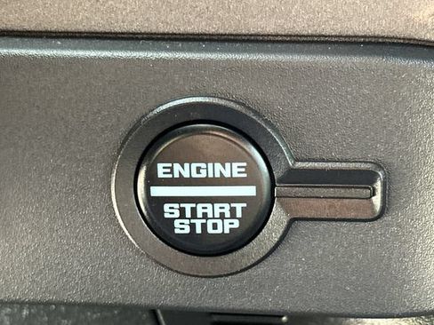 Certified 2025 Ford Bronco Big Bend AWD/4WD image 37