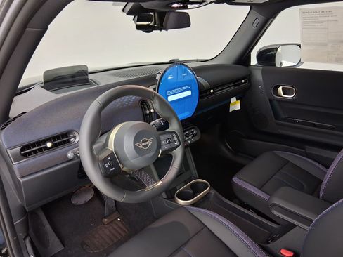 New 2026 MINI Cooper 2-Door Hardtop FWD image 2