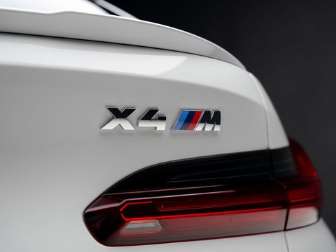 Used 2024 BMW X4 M AWD/4WD image 32