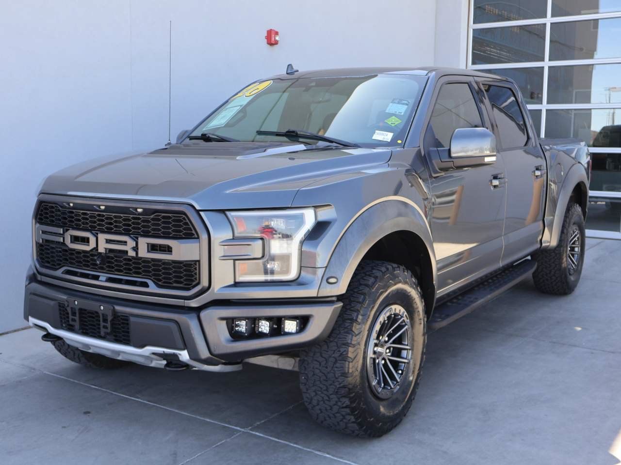 Used 2020 Ford F150 Raptor w/ Equipment Group 802A Luxury AWD/4WD image 1