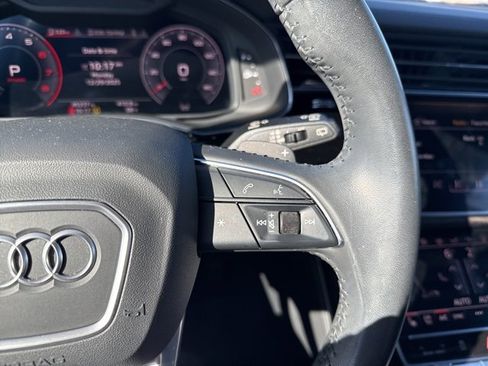 Used 2019 Audi Q8 Prestige w/ Luxury Package image 17