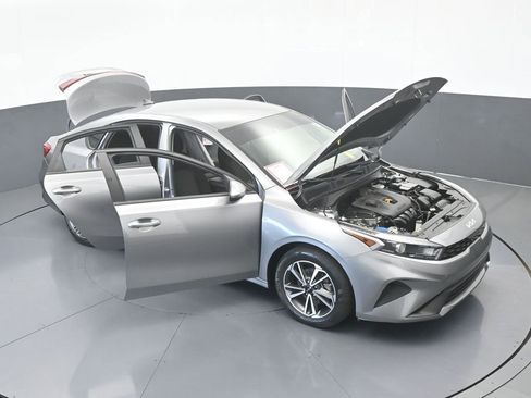 Used 2023 Kia Forte LXS image 62