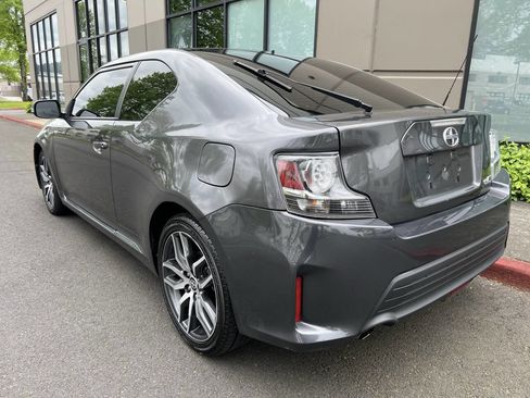 Used 2016 Scion tC FWD image 4