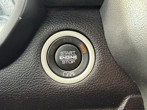 Used 2022 RAM 2500 Laramie AWD/4WD image 26