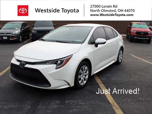 Used 2021 Toyota Corolla LE w/ Carpet Mat Package (TMS) FWD image 1