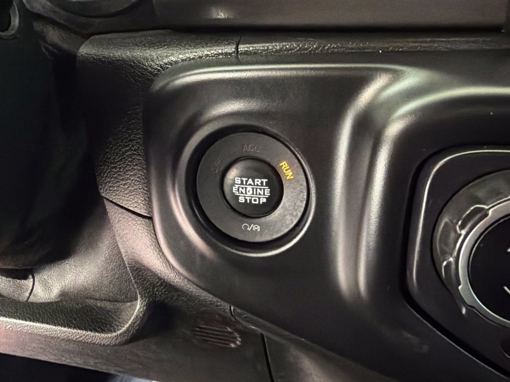 Used 2021 Jeep Gladiator Sport AWD/4WD image 45