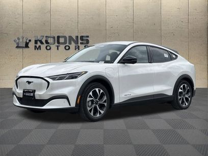 New 2025 Ford Mustang Mach-E Select w/ Comfort Package Lite