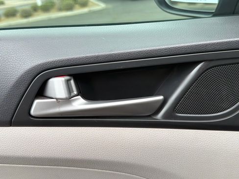 Used 2017 Hyundai Tucson Value FWD image 18