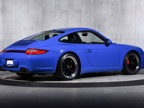 Used 2011 Porsche 911 Carrera 4S image 3