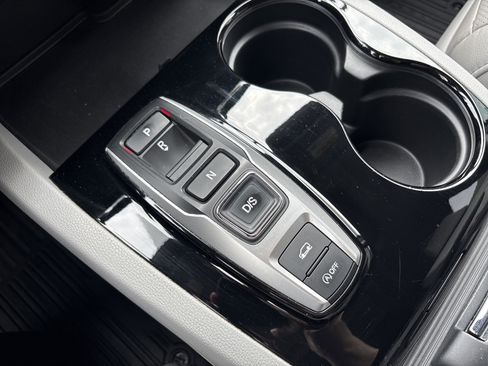 Used 2018 Honda Pilot Elite image 26