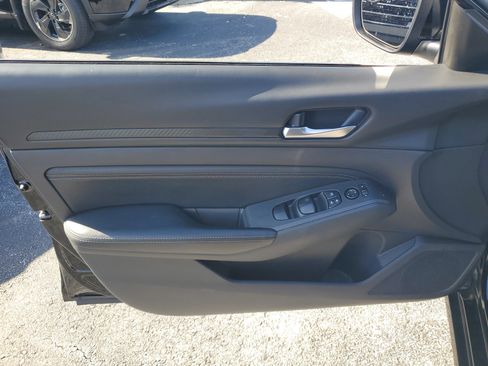 Certified 2020 Nissan Altima 2.5 S image 9