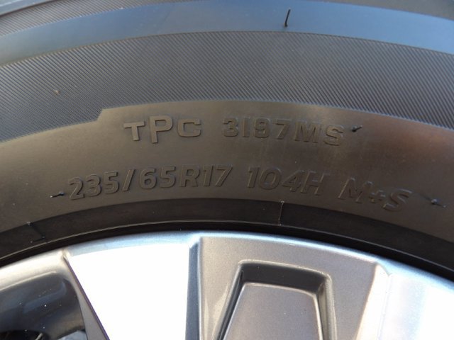 Used 2026 Chevrolet Equinox LT w/ Convenience Package II FWD image 29