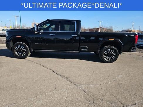 Used 2024 GMC Sierra 3500 Denali Ultimate image 15