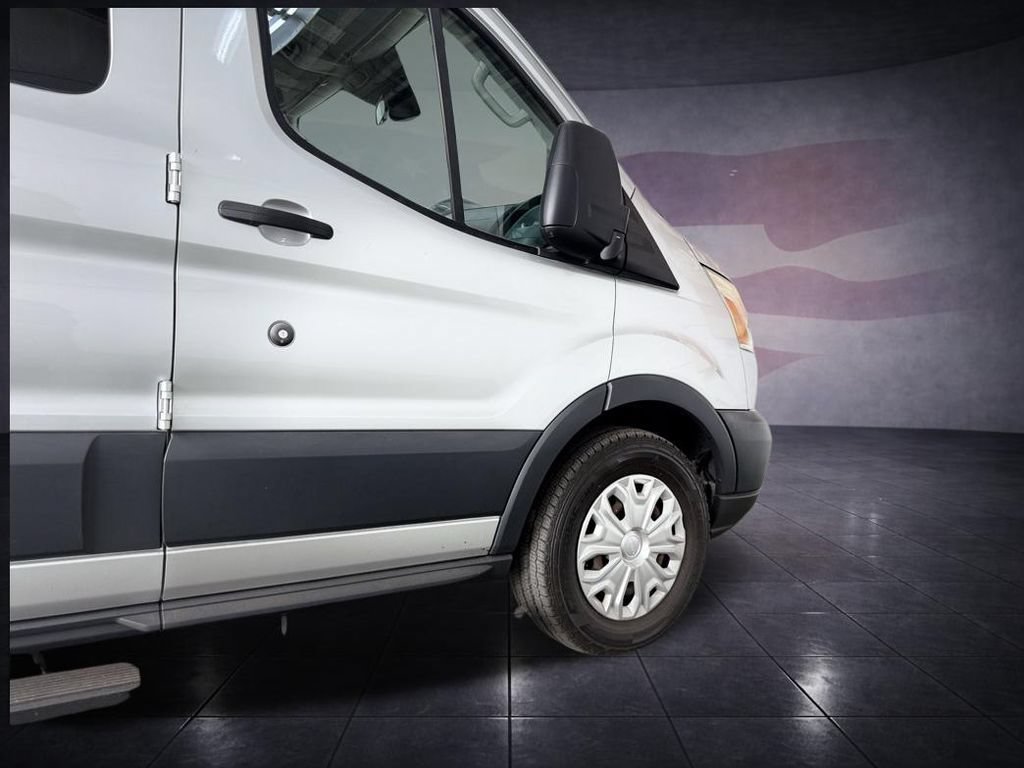 Used 2015 Ford Transit 150 XLT RWD image 11