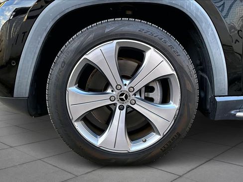 Used 2021 Mercedes-Benz GLS 450 4MATIC image 10