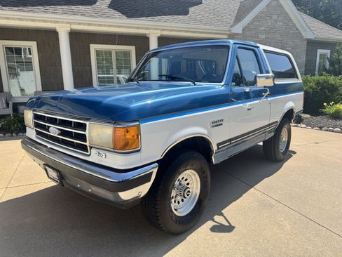 Used 1989 Ford Bronco AWD/4WD image 1