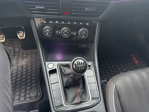 Used 2019 Volkswagen Jetta GLI image 14