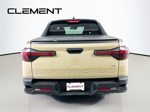 Used 2023 Hyundai Santa Cruz SEL w/ Launch Package AWD/4WD image 8
