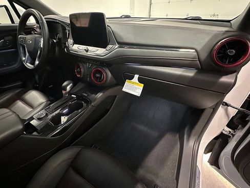 Used 2023 Chevrolet Blazer RS w/ Driver Confidence II Package AWD/4WD image 32