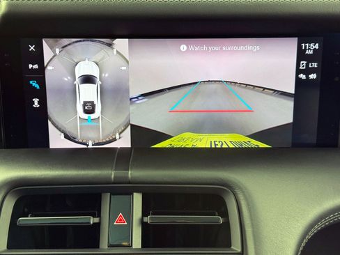 Used 2020 Porsche Taycan Turbo image 32