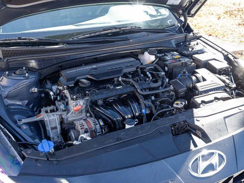 Used 2023 Hyundai Elantra SEL w/ Cargo Package FWD image 33